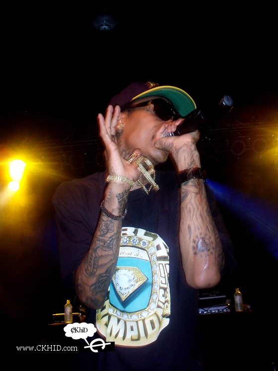 Wiz Khalifa Pulls the Diamond Chain Out on Asheville NC Fans