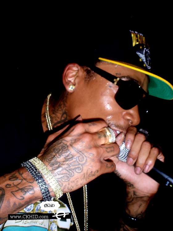 Wiz Khalifa Tattoos and Diamonds (part 2) lets you see 