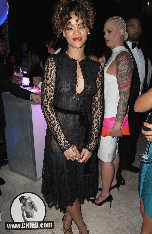 Rihanna 2012