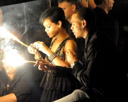 Rihanna & Chris Brown Dating Again? Closer To Married Than Hate!