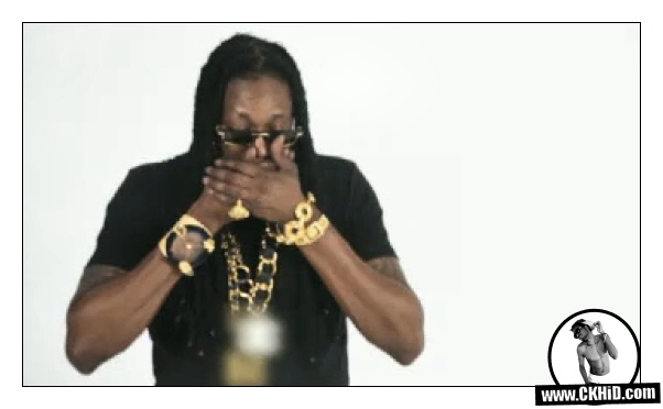 Rapper 2 Chainz At End of His Verse, Feeling Sick
