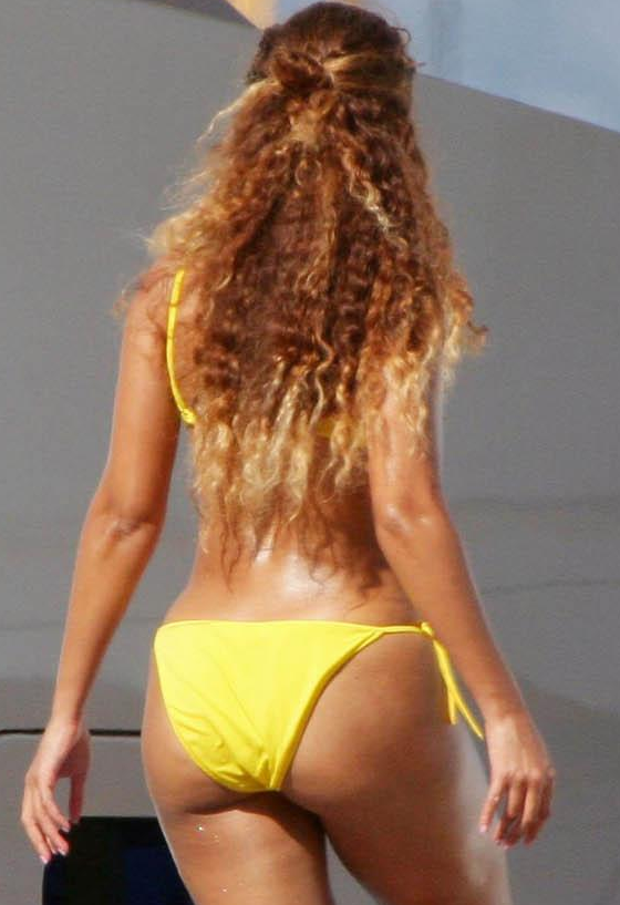 Beyonce Bikini Pics